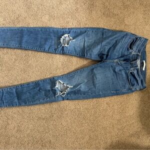 Levi's Women's Distressed Skinny Jeans in Blue